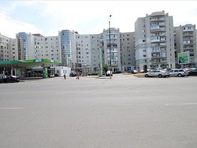 Vânzare spaţiu comercial