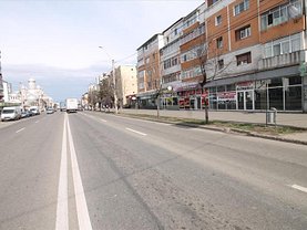 Vânzare spaţiu comercial