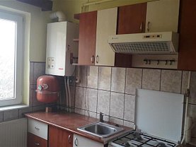 Apartament de vânzare 3 camere în Sfantu Gheorghe, Central
