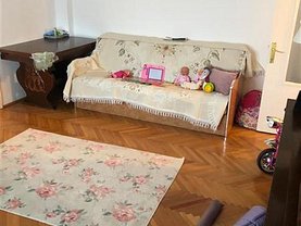 Apartament de vânzare 3 camere în Bacau, Central