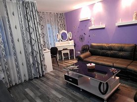 Apartament de vânzare 4 camere, în Mihăileşti, zona Central