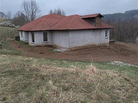 Casa de vânzare 7 camere, în Bacau, zona Central