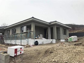 Casa 5 camere în Bistrita, Central