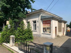 Casa de vânzare 5 camere, în Bacău, zona Central