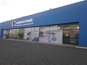 Închiriere spaţiu comercial