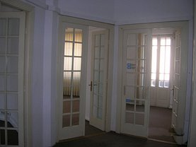 Apartament de închiriat 4 camere, în Bucuresti, zona Foisorul de Foc