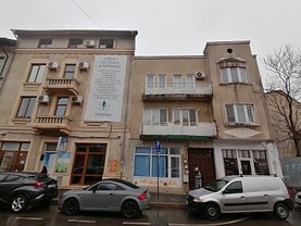 Casa de vânzare 10 camere, în Bucureşti, zona Dacia