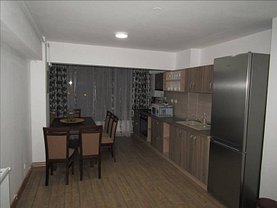 Apartament de închiriat 3 camere, în Sibiu, zona Central