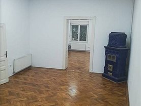 Închiriere birou