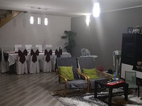 Casa de vânzare 5 camere, în Cristian