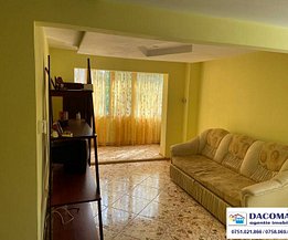 Apartament de vânzare 3 camere, în Galati, zona Micro 17