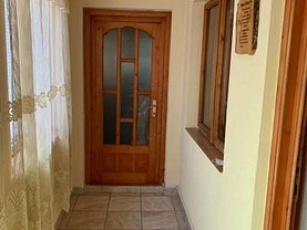 Casa 4 camere în Vanatori