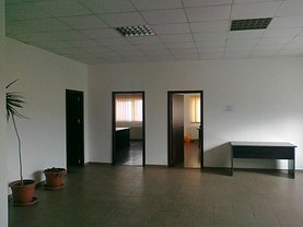 Închiriere spaţiu industrial