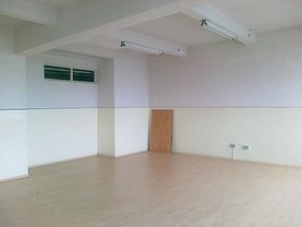 Închiriere spaţiu industrial în Brasov, Tractorul