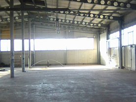 Închiriere spaţiu industrial