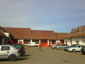 Închiriere spaţiu industrial
