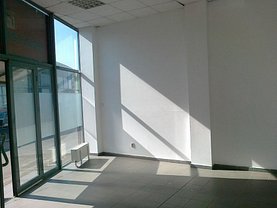 Închiriere spaţiu comercial