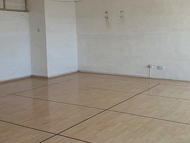 Închiriere spaţiu industrial în Brasov, Tractorul