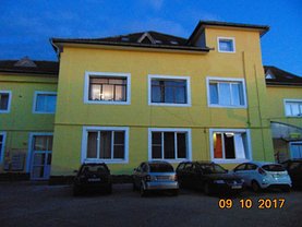Apartament de vânzare 3 camere, în Sibiu, zona Orasul de Jos
