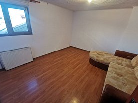 Apartament de vânzare 3 camere, în Ploieşti, zona Central