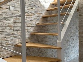 Apartament de vânzare 4 camere, în Braşov, zona Central