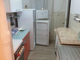 Apartament de vânzare 2 camere, în Braşov, zona Centrul Civic