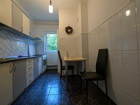 Apartament de vânzare 2 camere, în Braşov, zona Central
