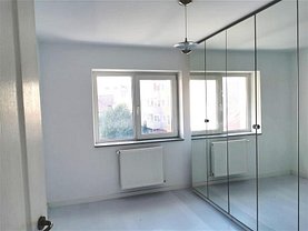 Apartament de închiriat 4 camere, în Braşov, zona Calea Bucureşti