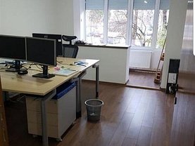 Apartament de închiriat 3 camere, în Braşov, zona Centrul Civic
