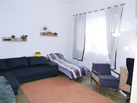 Apartament de vanzare 4 camere, în Brasov, zona Centrul Civic