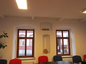 Casa de închiriat 8 camere, în Brasov, zona Central
