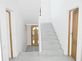 Casa de vânzare 6 camere, în Săcele, zona Baciu