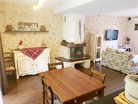 Casa de închiriat 5 camere, în Brasov, zona Darste