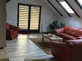 Casa de închiriat 3 camere, în Braşov, zona Central