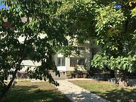 Casa de vânzare sau de închiriat 8 camere, în Ploiesti, zona Central