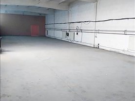 Închiriere spaţiu comercial
