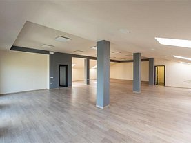 Vânzare spaţiu comercial