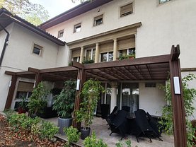 Casa de închiriat 15 camere, în Bucuresti, zona Primaverii