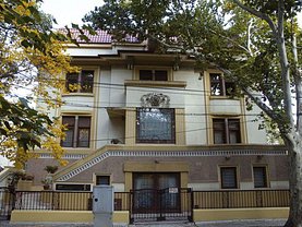 Casa de vânzare 13 camere, în Bucureşti, zona Dorobanţi