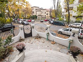 Casa de vânzare 10 camere, în Bucureşti, zona Cotroceni