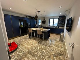Casa de vânzare 5 camere, în Bucureşti, zona Pipera