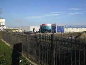 Vânzare spaţiu industrial