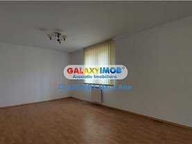 Casa de vânzare 7 camere, în Botosani, zona Sud-Est