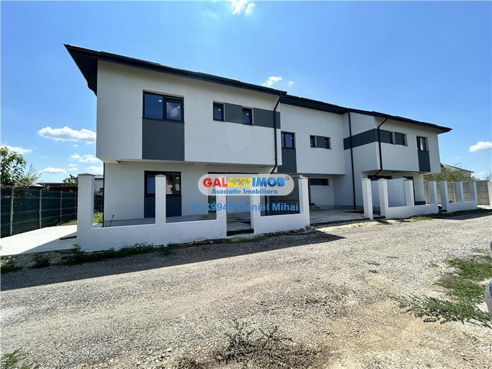 Casa 4 camere/3bai-Teren 200mp-Margelelor-2 placi beton-Mansarda