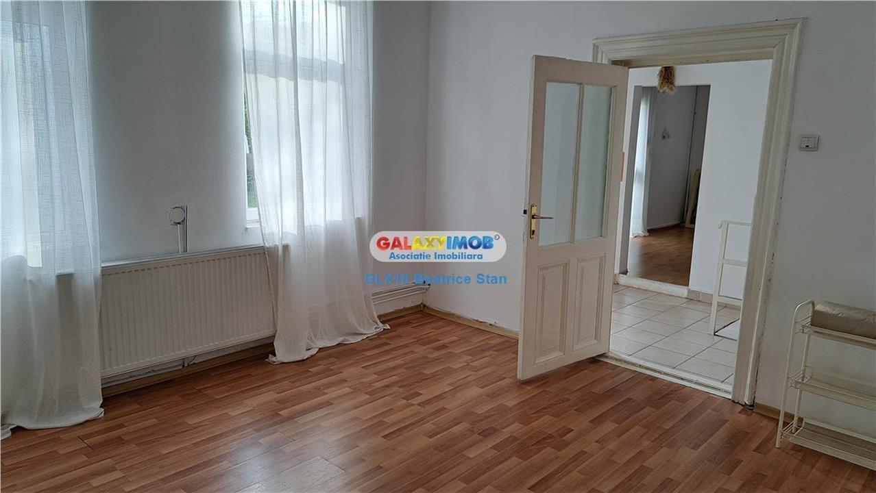 Inchiriere corp de casa parter inalt renovata MIHAI EMINESCU