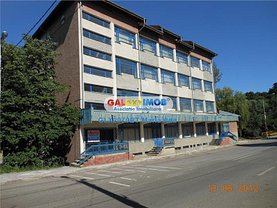Vânzare spaţiu industrial în Siret, Central