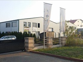 Vânzare spaţiu industrial