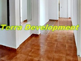 Apartament de vânzare 3 camere, în Constanţa, zona Tomis I
