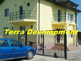 Casa de vânzare 8 camere, în Costineşti, zona Sud-Vest