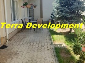Casa de închiriat 14 camere, în Constanţa, zona Central